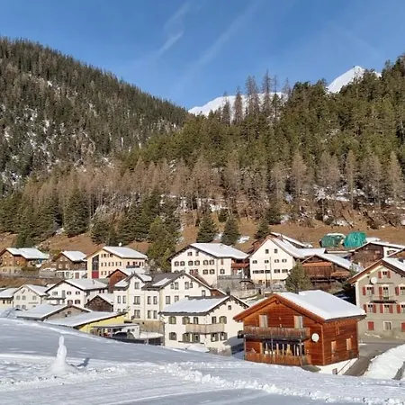 Executive Walk To Congress Centre *